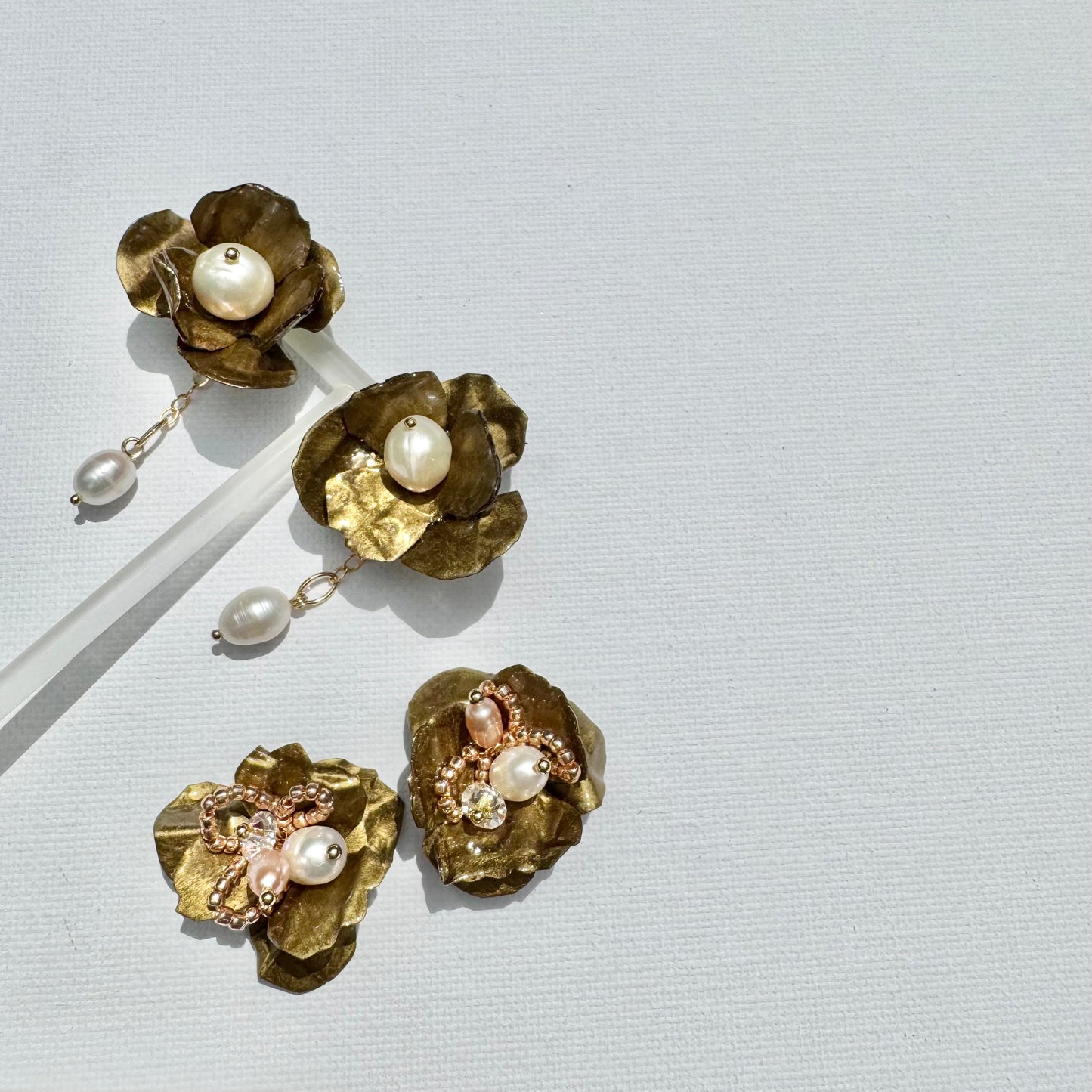 Enchanted Rose Earrings - Vintage Gold -