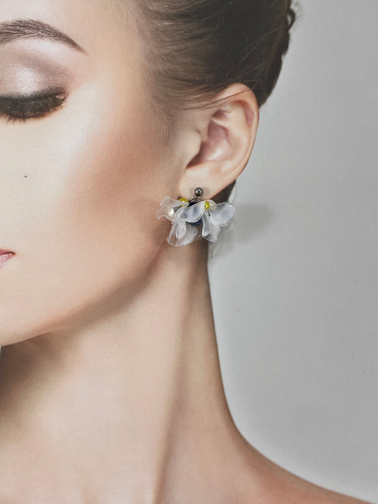 Upcycled earrings - poppy -
