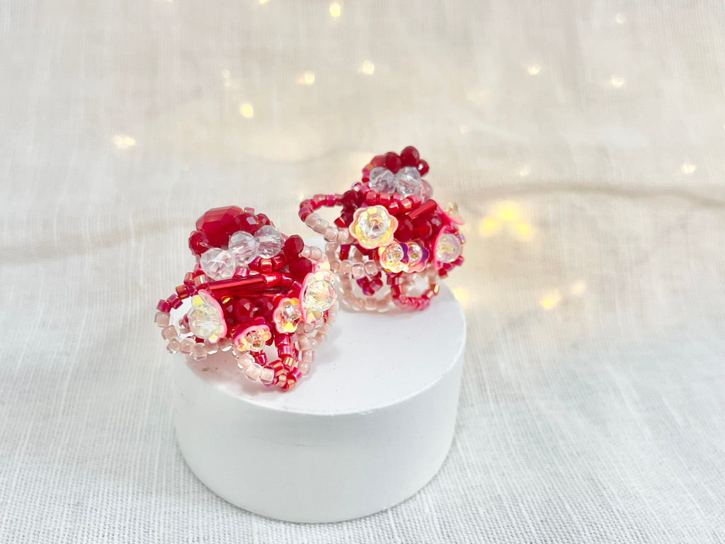 Hand beaded earrings - Rose -