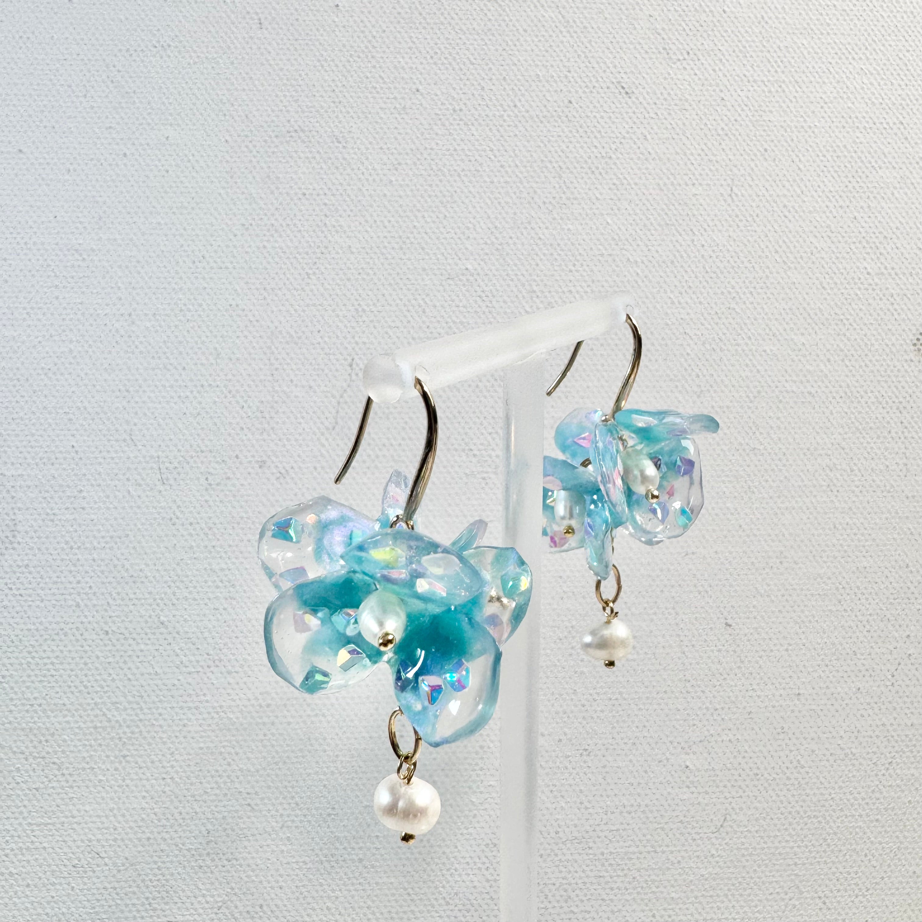 Fairy Prism Bloom Earrings - Cosmic Blue -