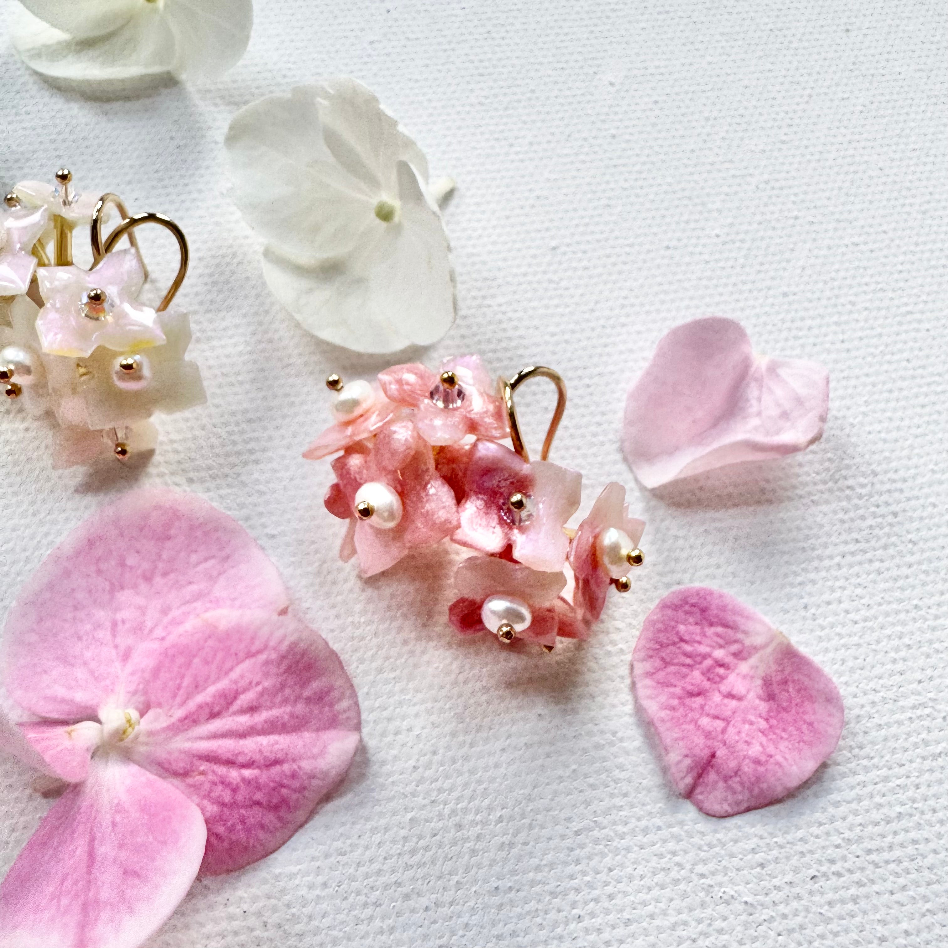 Hydrangea Bloom Earrings - Blush Rain -