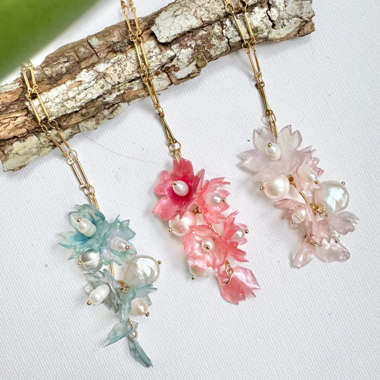 Sakura Veil Necklace - Airy Blue