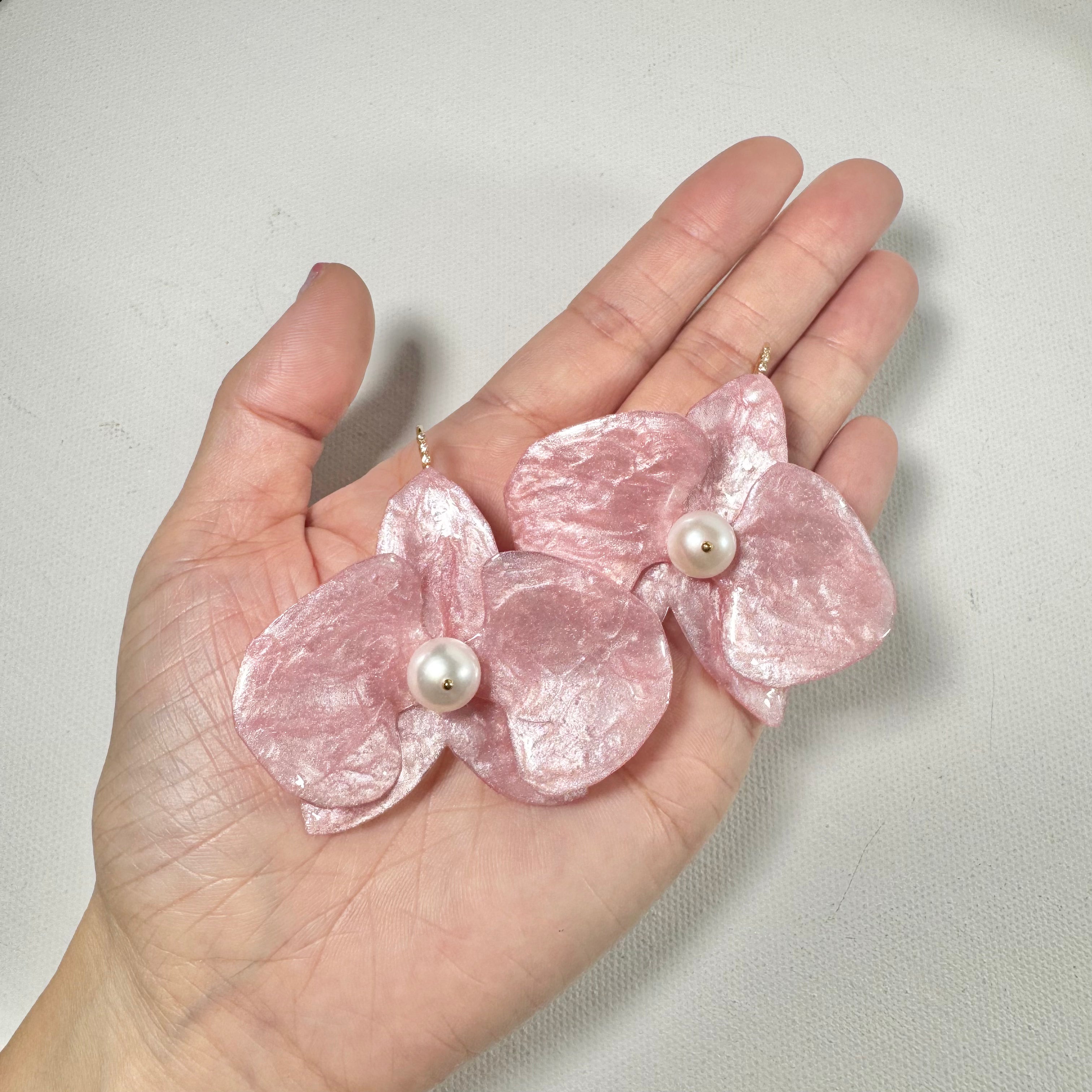 Eternal Orchid Earrings - Cotton Pink -