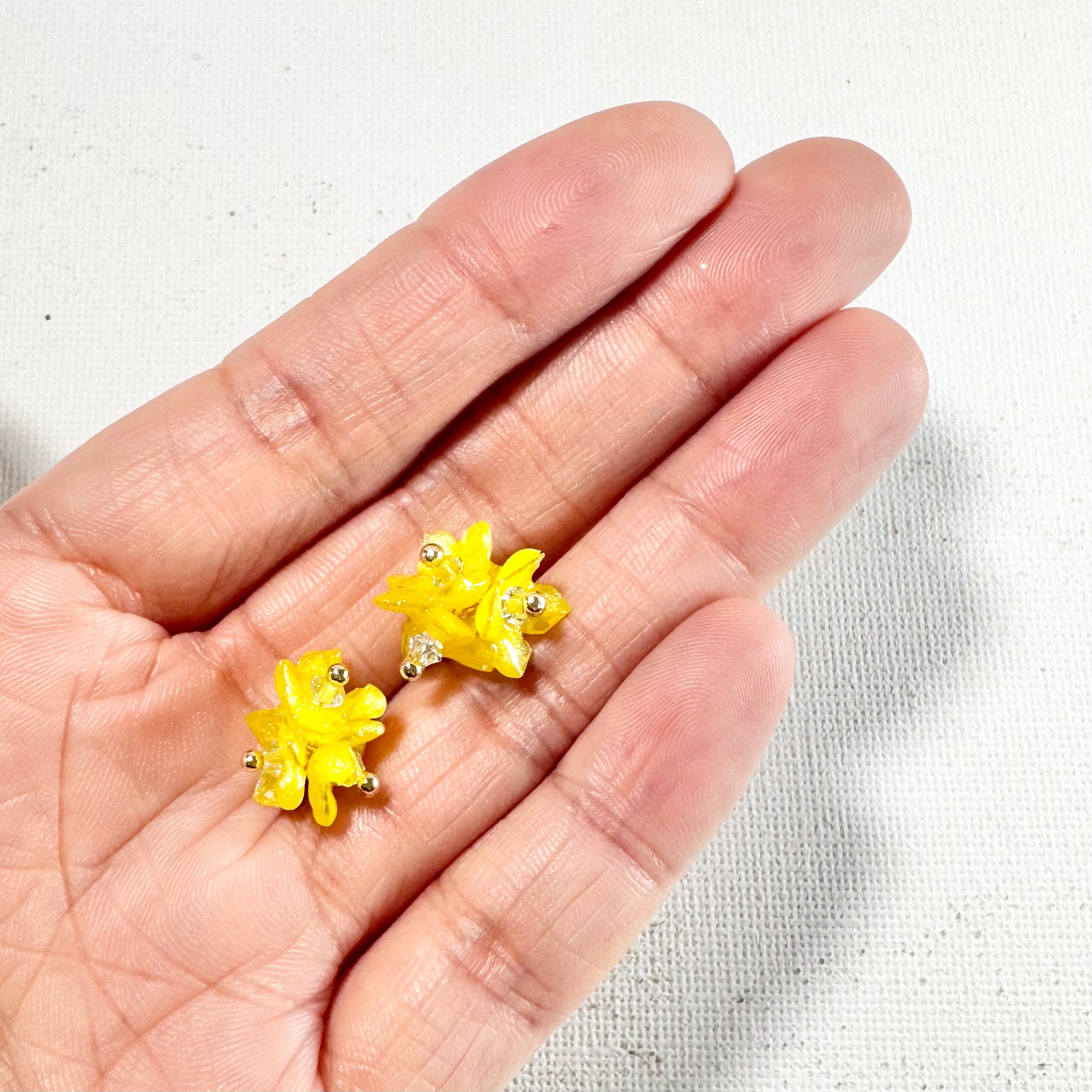 Tiny Pop Earrings - Yuzu Fizz -