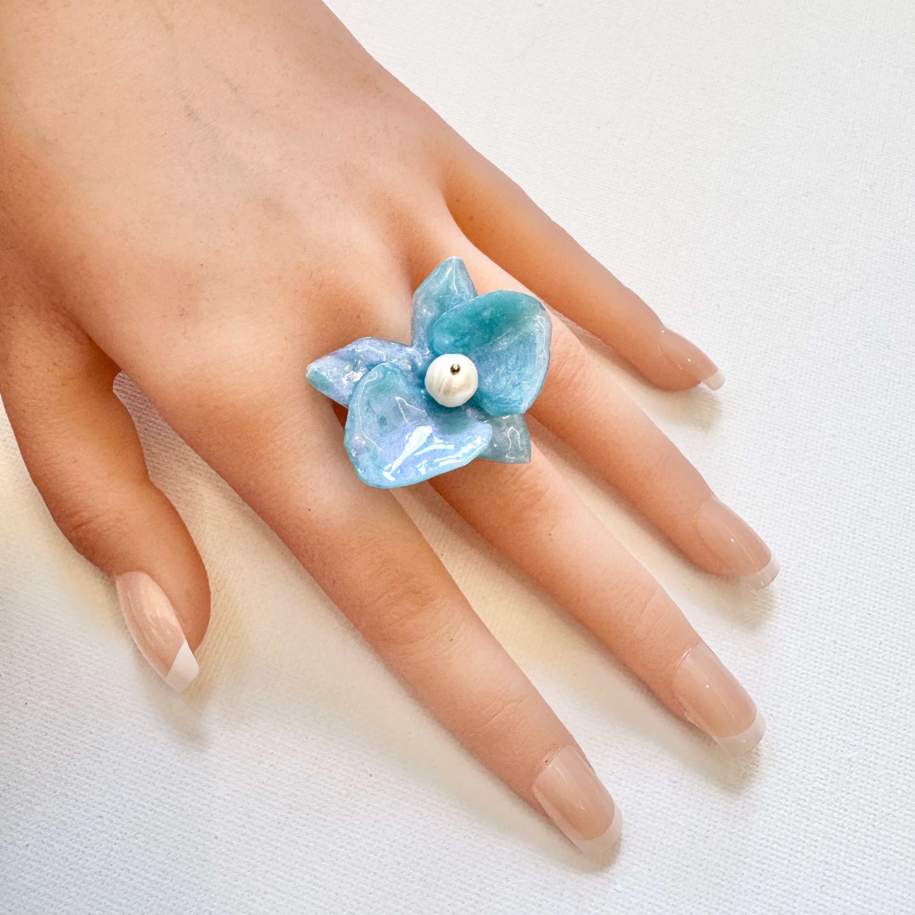 Milky Opal upcycled ring side view - handmade by Melmomilk
