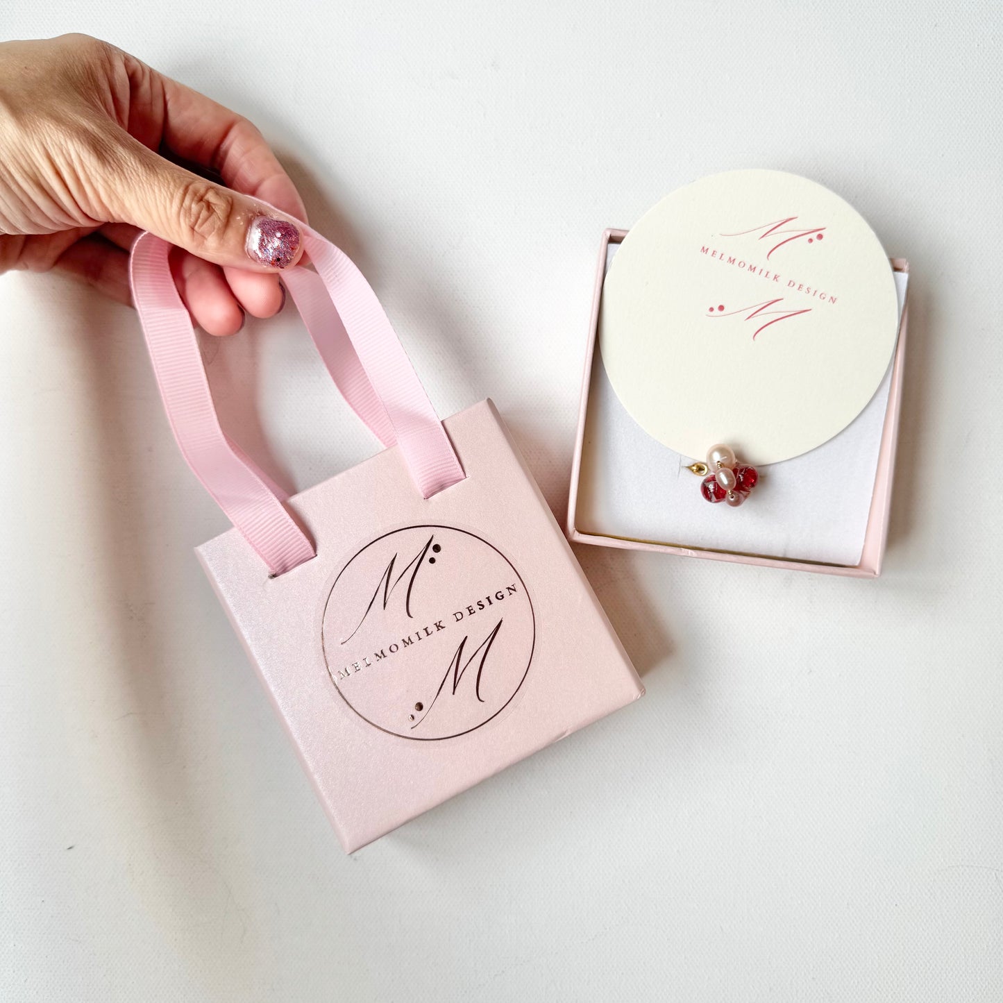 Bee Divine Ring - Ruby Bee -