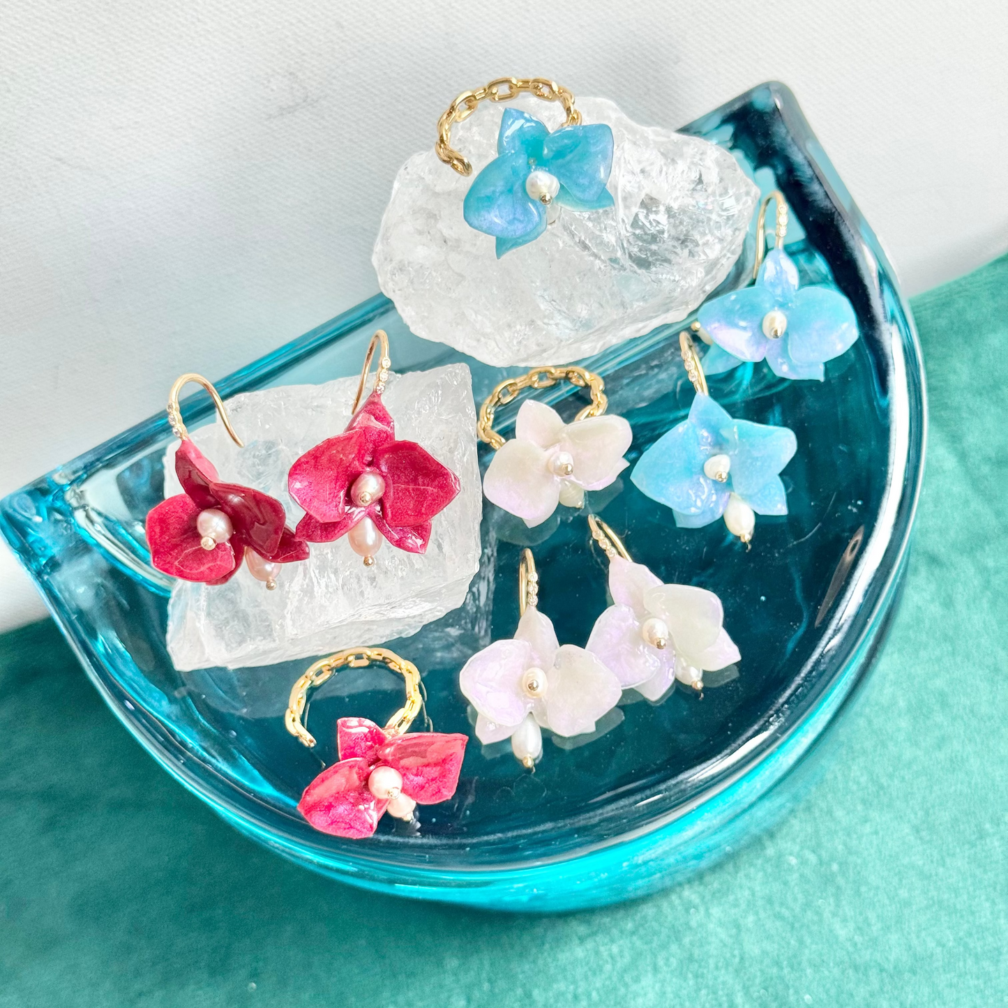 デンティー・オーキッド・リング 小さな胡蝶蘭 -パールホワイト-