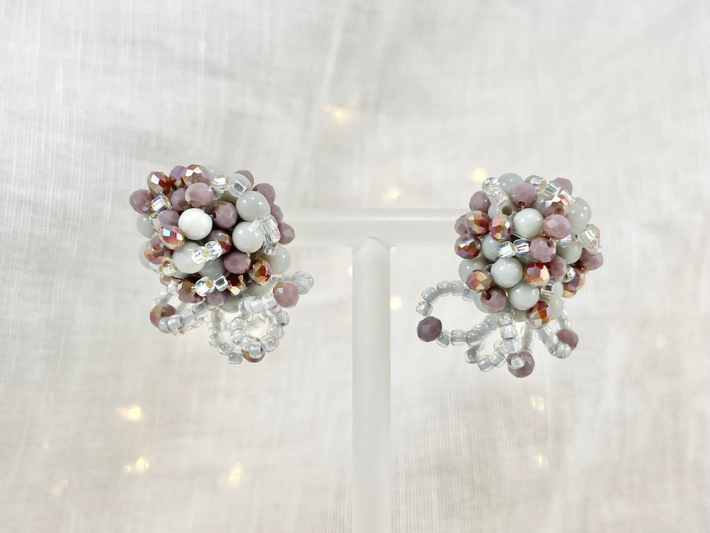 Hand beaded earrings - tsubu -