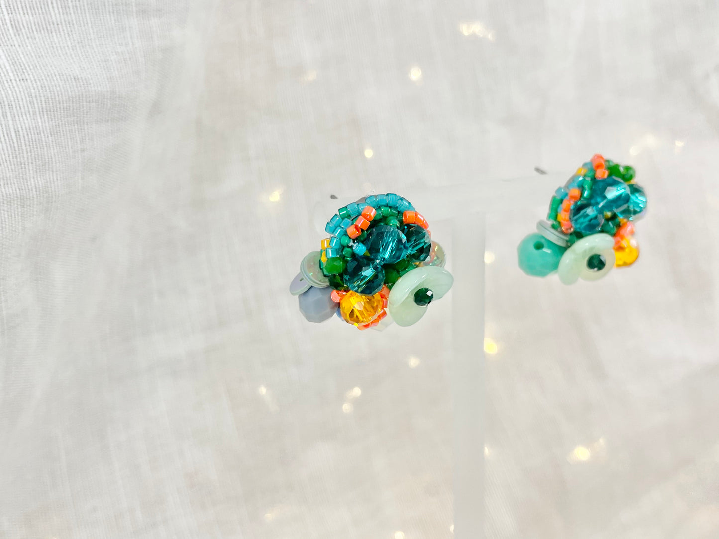 ハンドビーズピアス -オレンジフラワー-