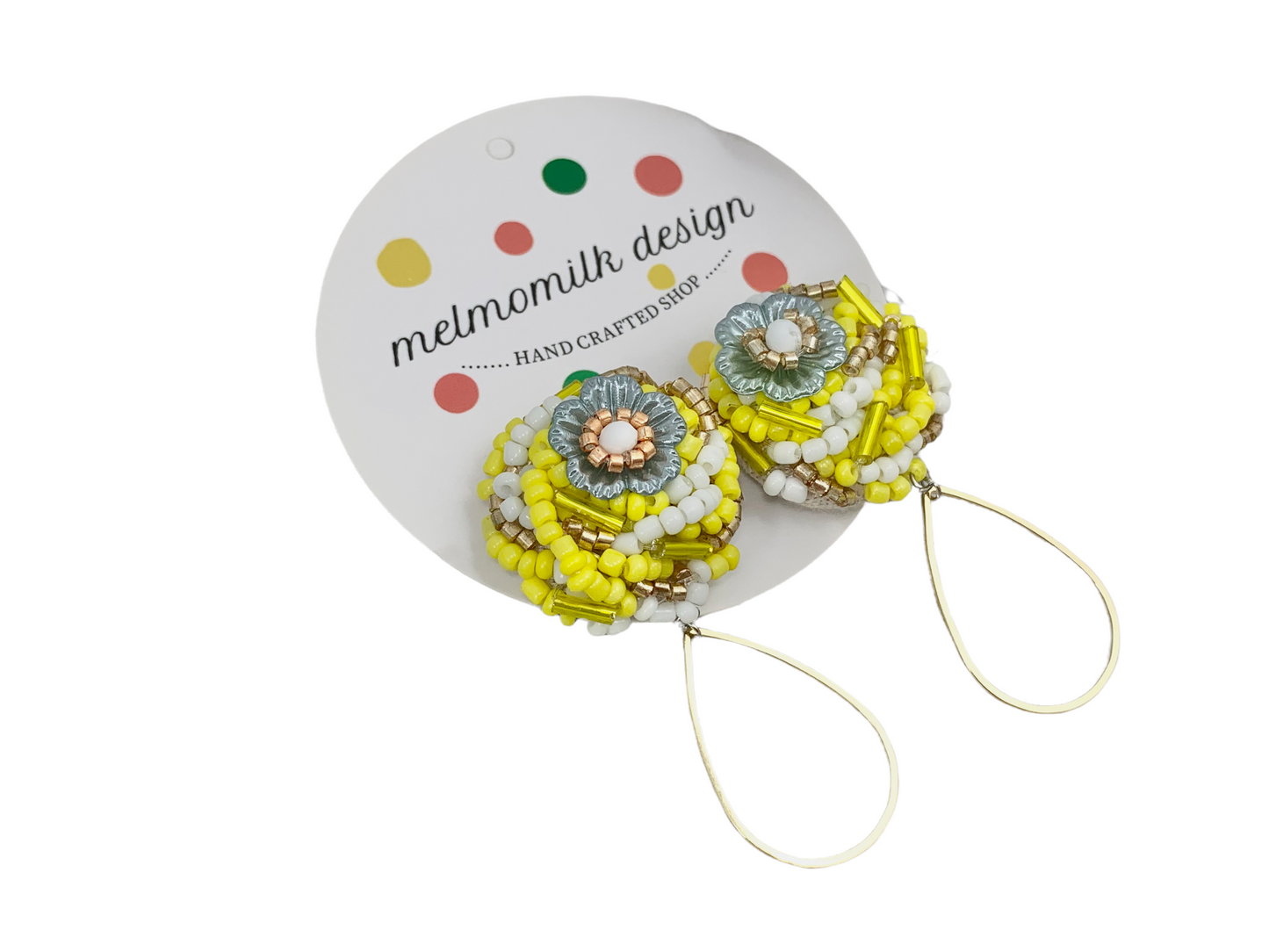 Hand beaded earrings -drop-