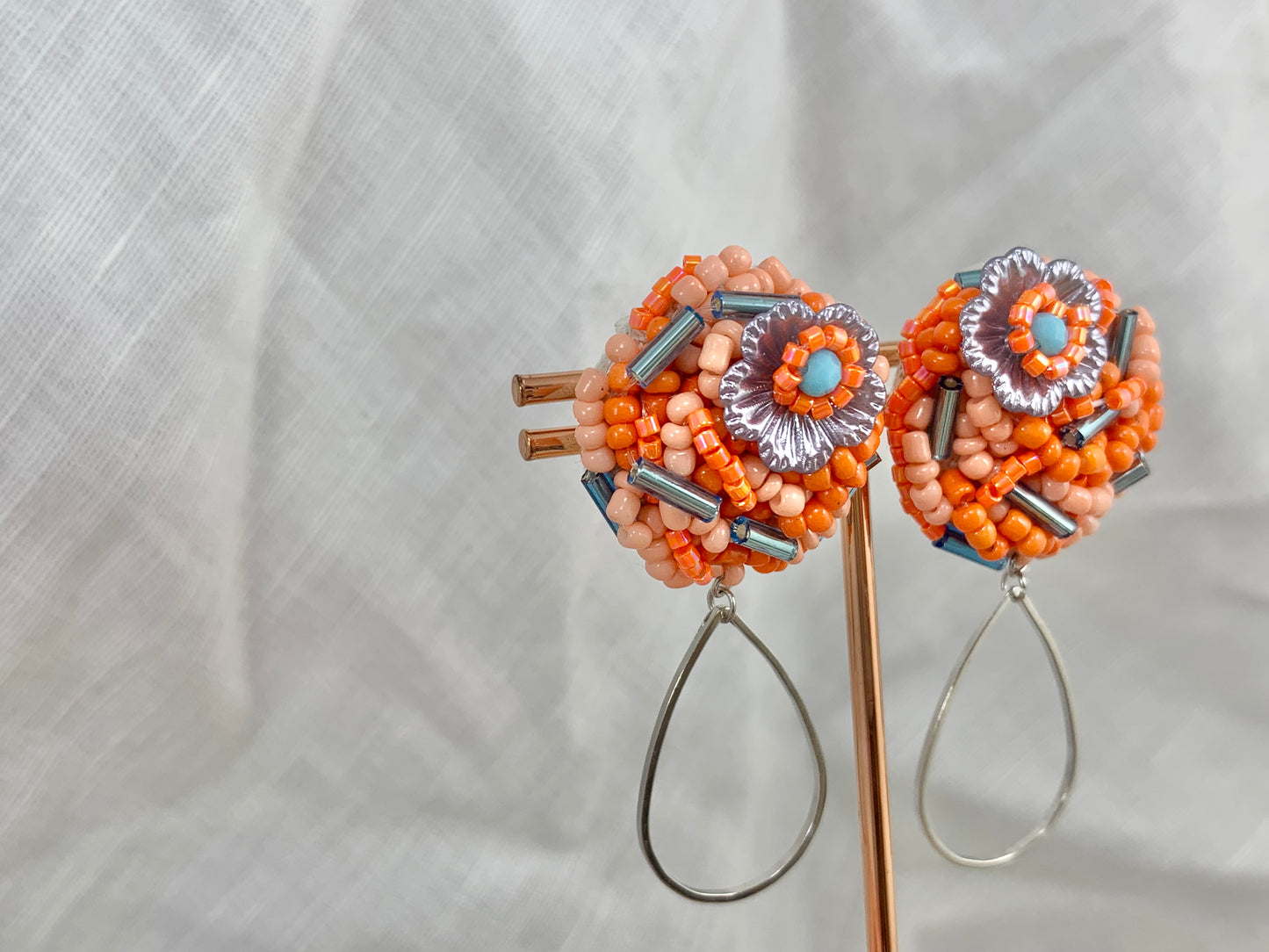 Hand beaded earrings -drop-