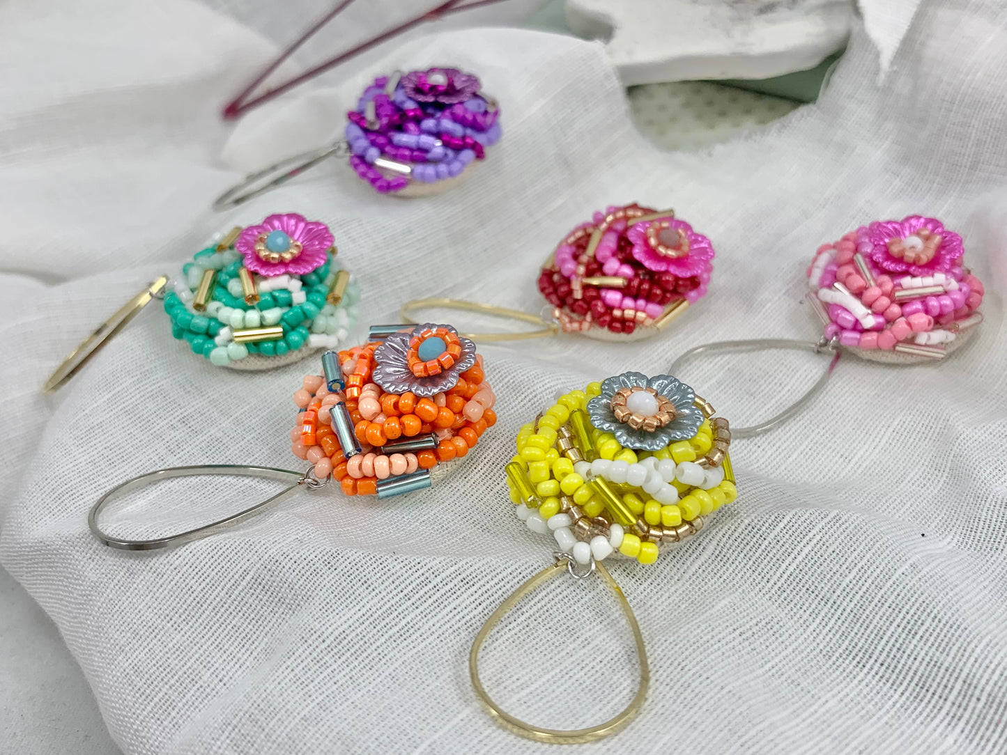 Hand beaded earrings -drop-