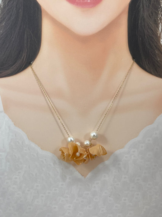 Upcycled necklace - beige bell flowers - 14KGF