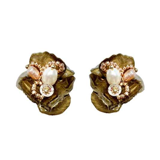 Enchanted Rose Earrings - Vintage Gold -
