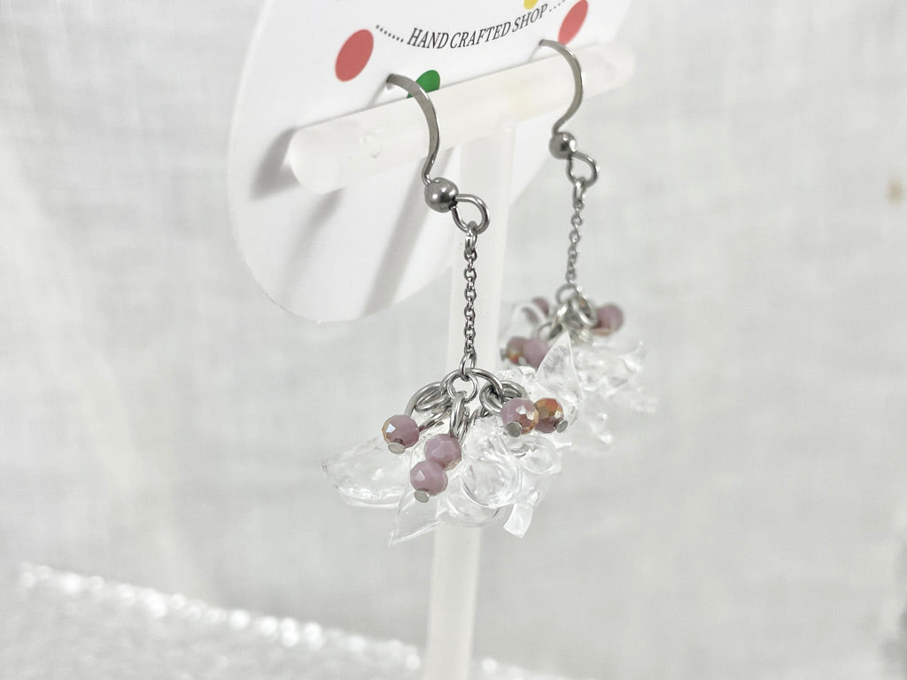 Upcycled earrings - petals chain -Ice-