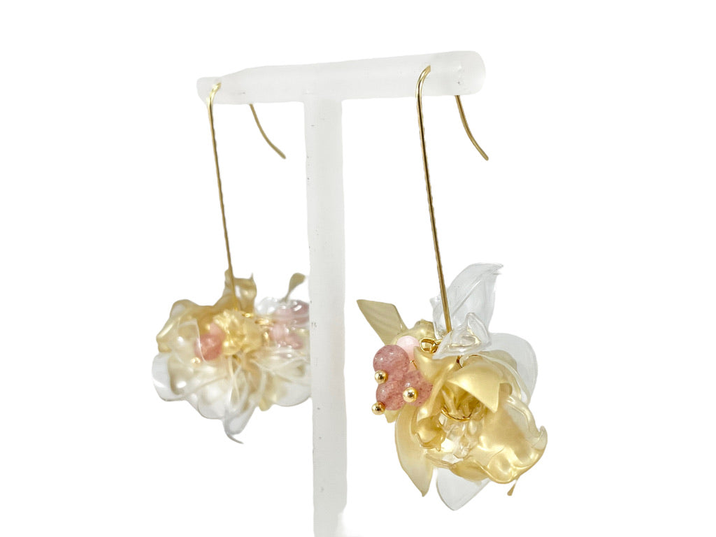 Upcycled earrings - flower ball -