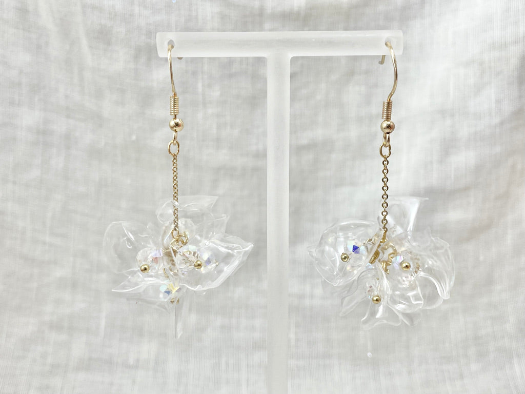 Upcycled earrings - clear bell flowers long - 14KGF