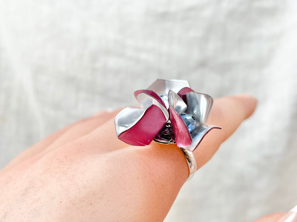 Upcycled ring - crocus pink flower -