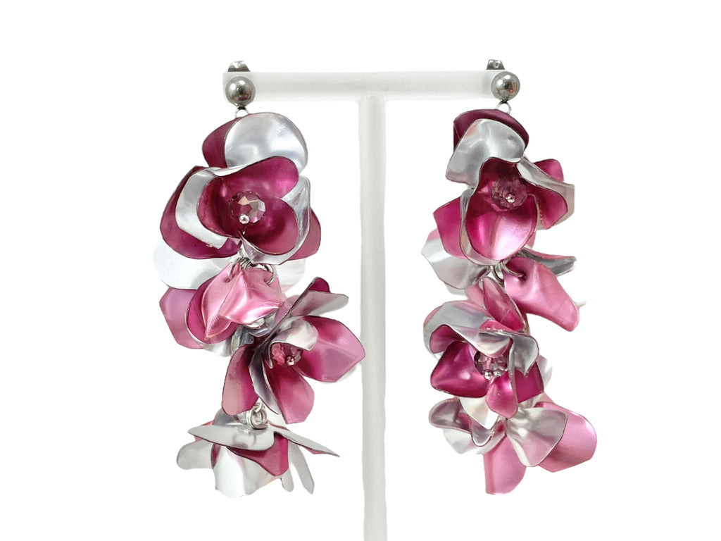 Upcycled earrings - flower bom bom -