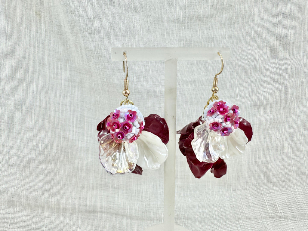 Upcycled earrings - Haute couture - Gold fish garden