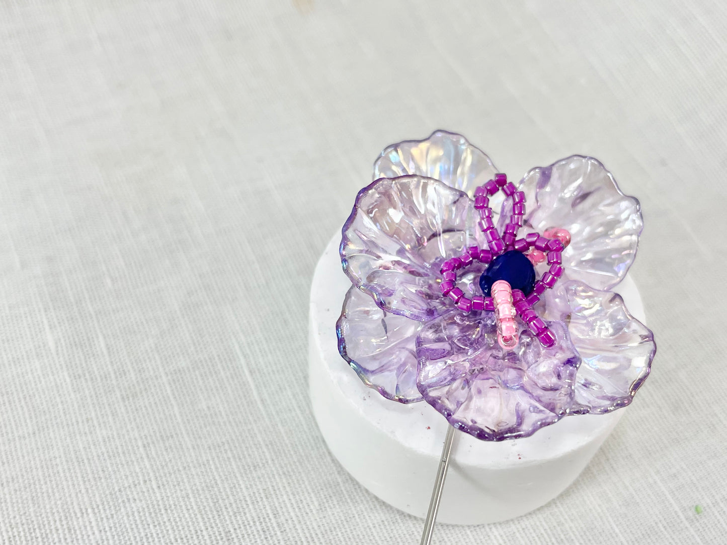Pin brooch - flower - purple