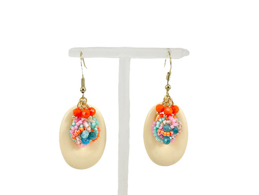 Hand beaded earrings - oval -