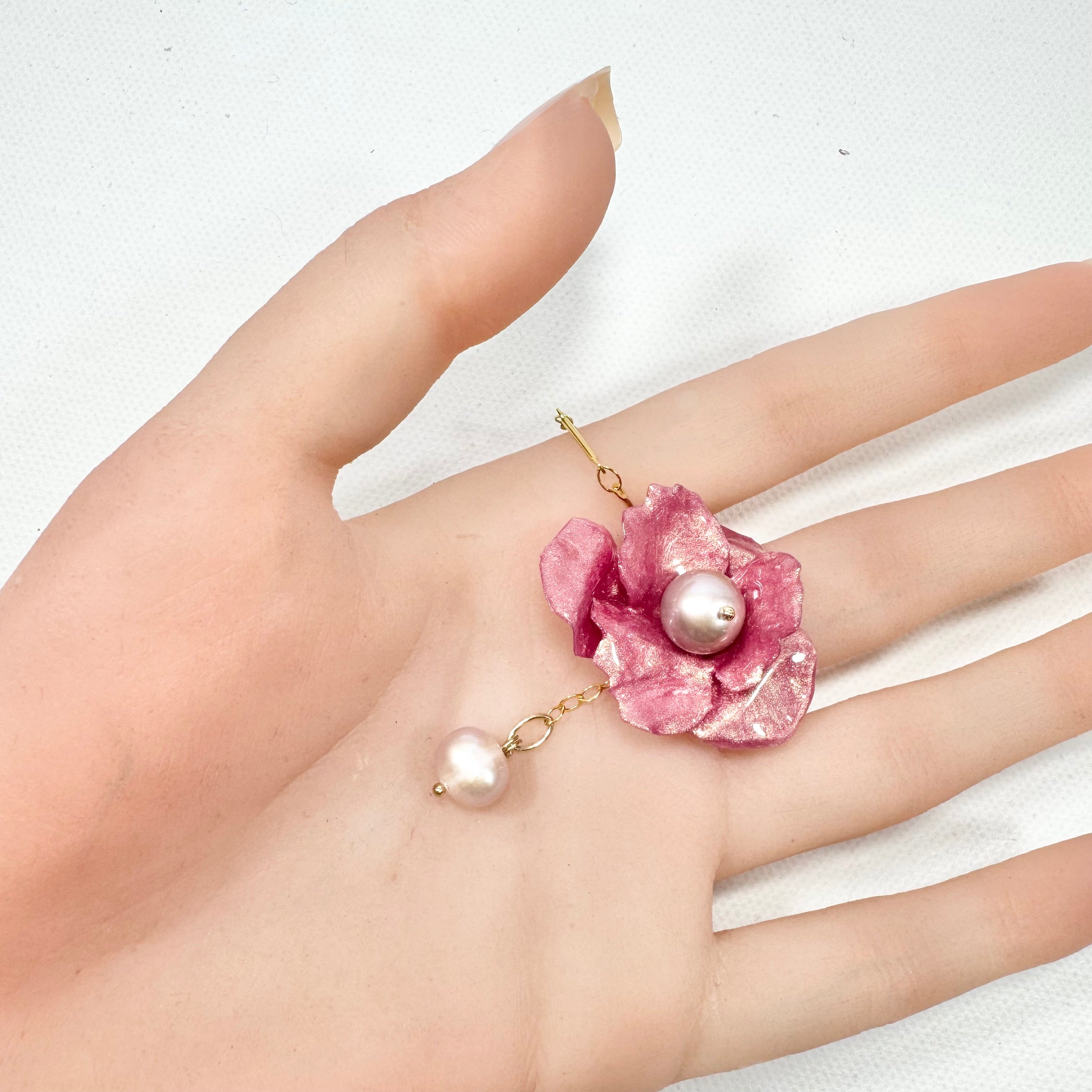 Handcrafted Anemone necklace made from upcycled plastic, inspired by Japanese anemones in Antique petal pink rose. Lightweight, eco-friendly statement jewelry for sustainable fashion lovers.