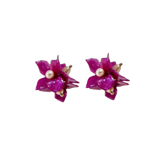 Lilac Fantasy earrings handcrafted from upcycled plastic, featuring lilac violet accents. Lightweight, eco-friendly statement jewelry for sustainable fashion lovers.