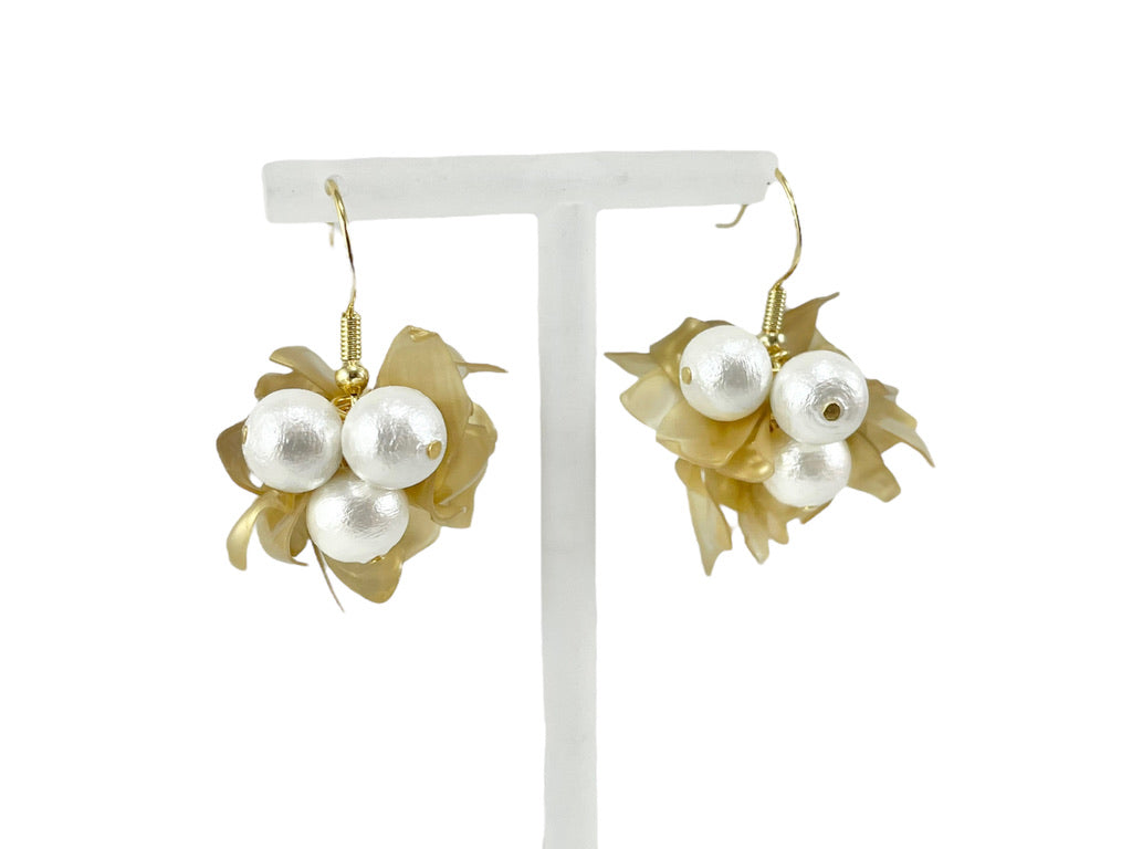 Upcycled earrings - pom pom - cotton pearl - 14KGF