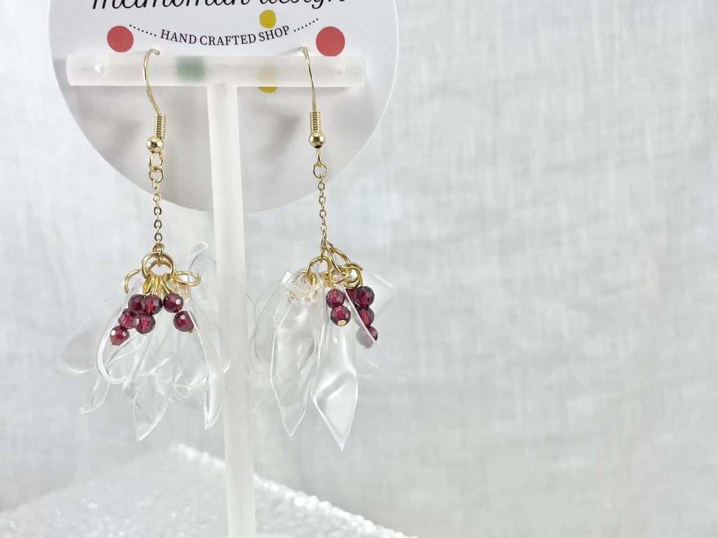 Upcycled earrings - petals chain -wine red-