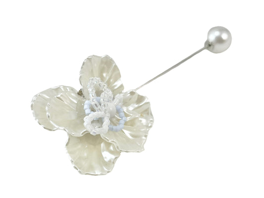 Pin brooch - flower - cream white