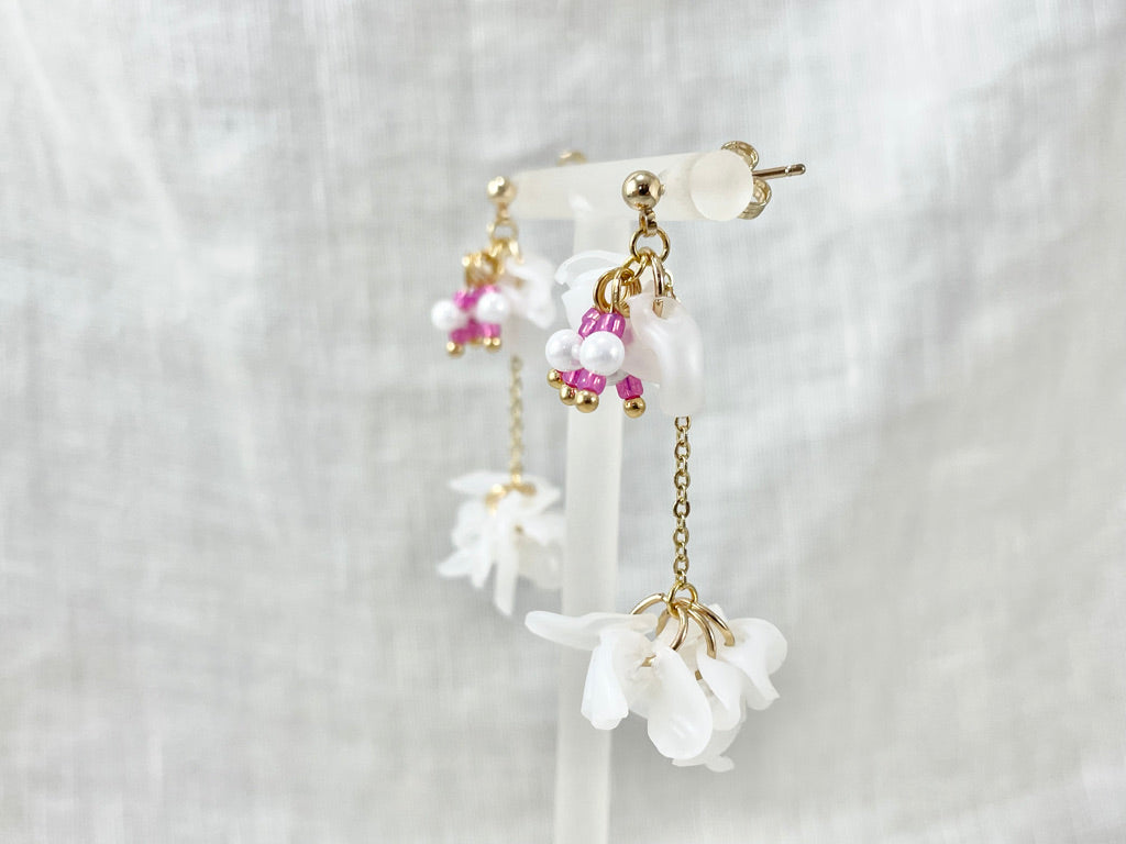 Upcycled earrings - babys breath - 14KGF