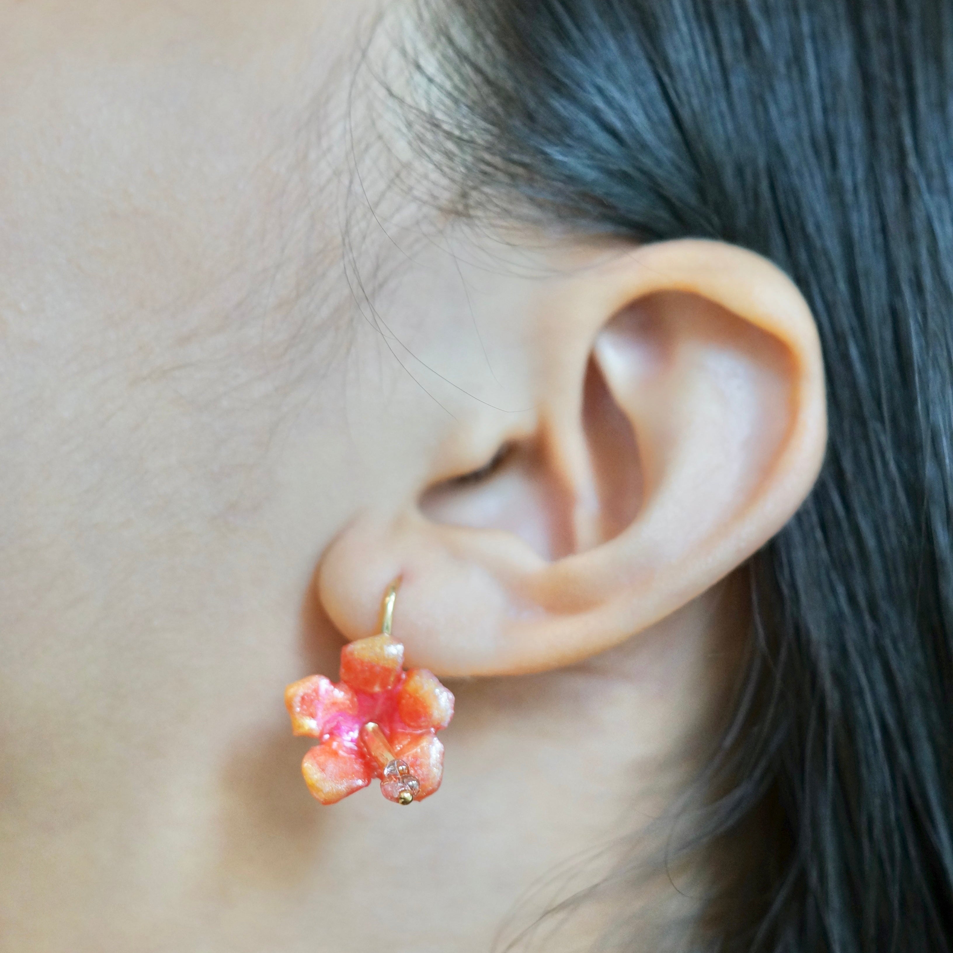 Hibiscus Glow Earrings - Sunset