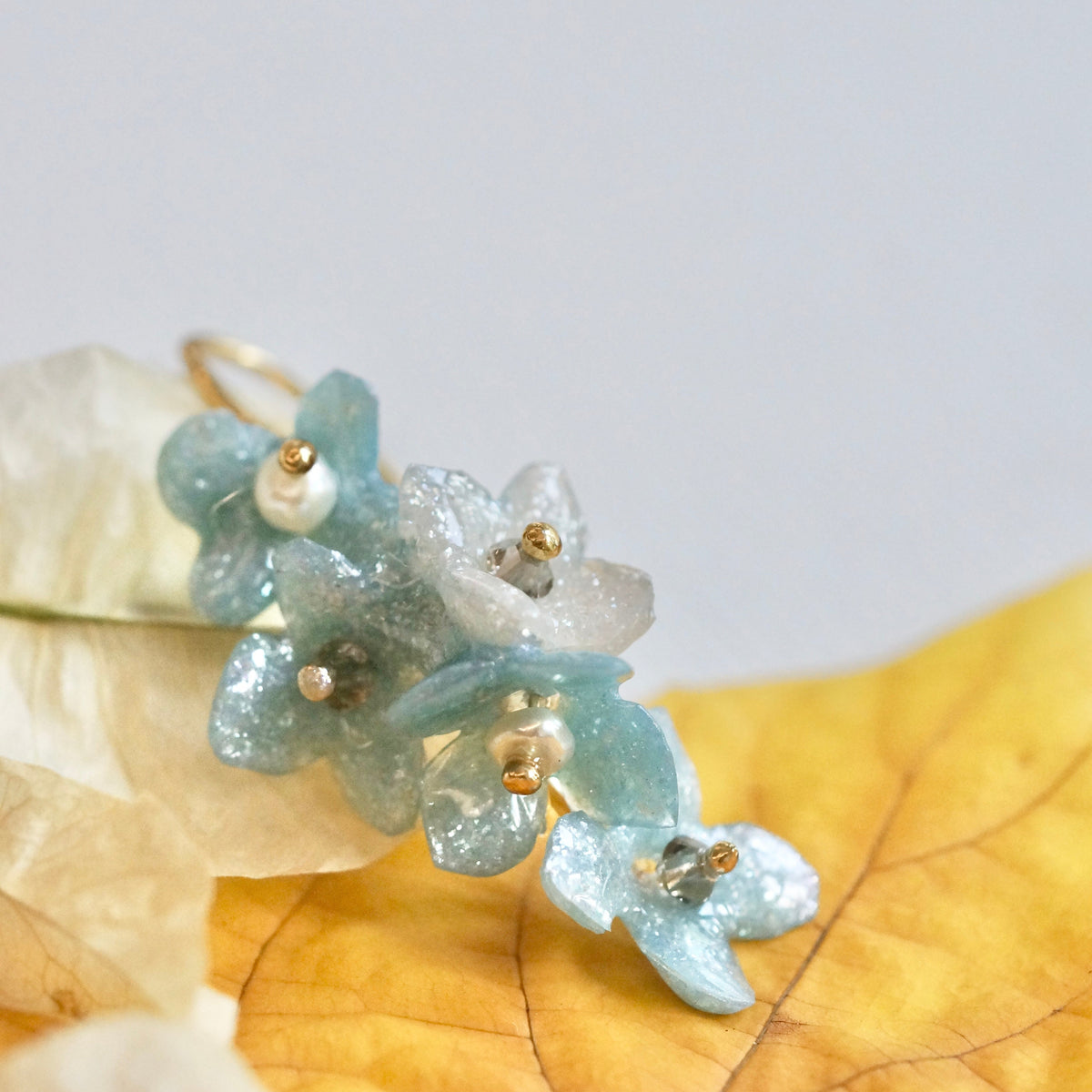 Sweet Osmanthus Earrings - Icey blue