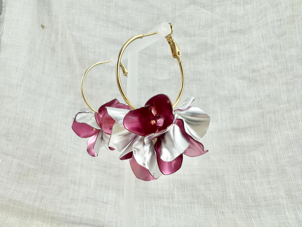 Upcycled earrings - big hoop flowers - 14KGF