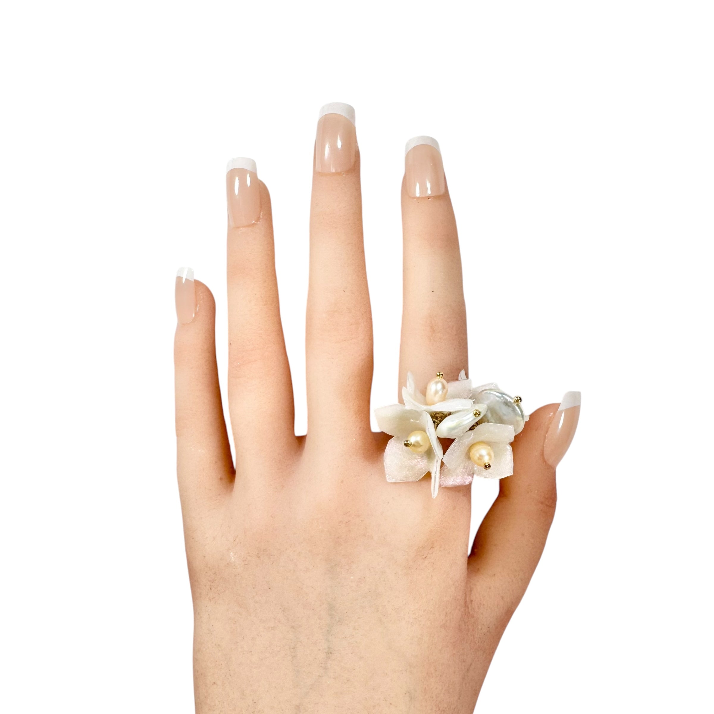 Lilac Fantasy Ring - Pearl White -