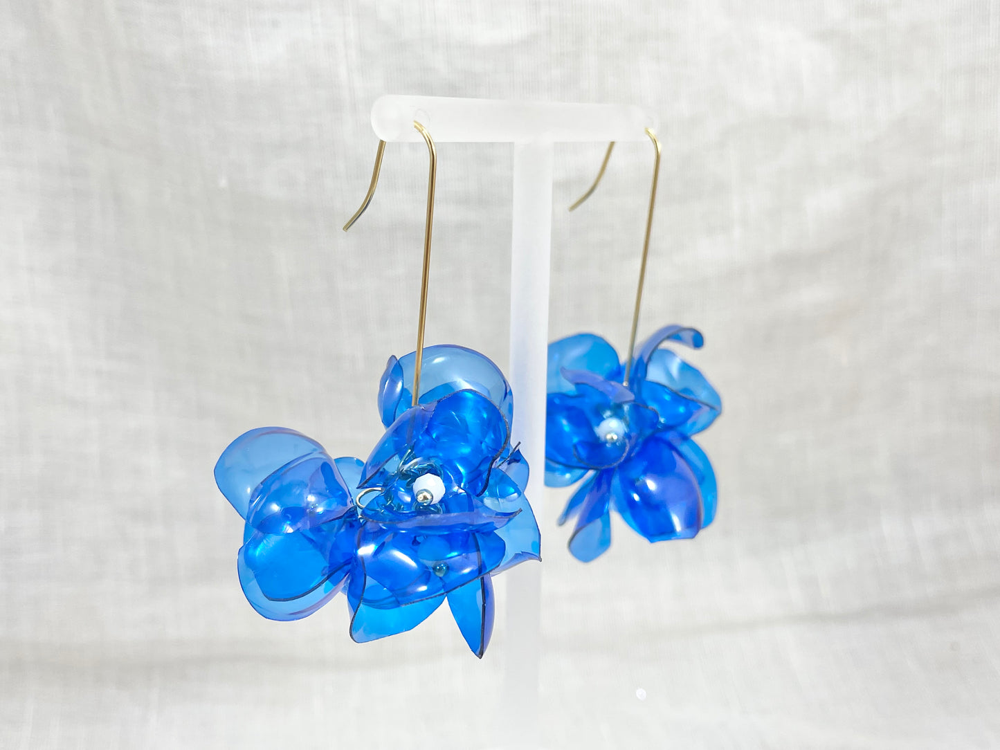 Upcycled earrings - bell flowers - blue