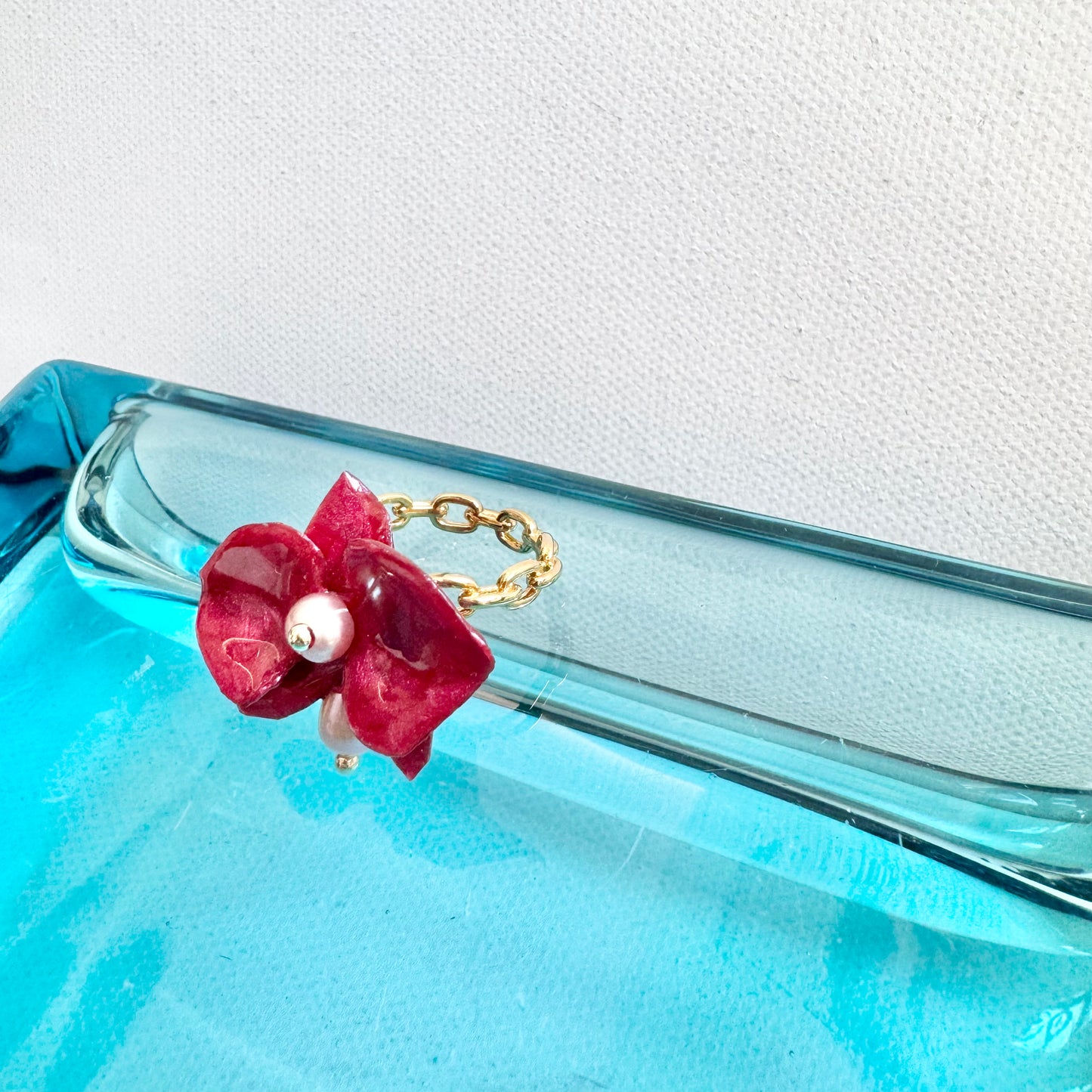 デンティー・オーキッド・リング 小さな胡蝶蘭  -バーガンディー-