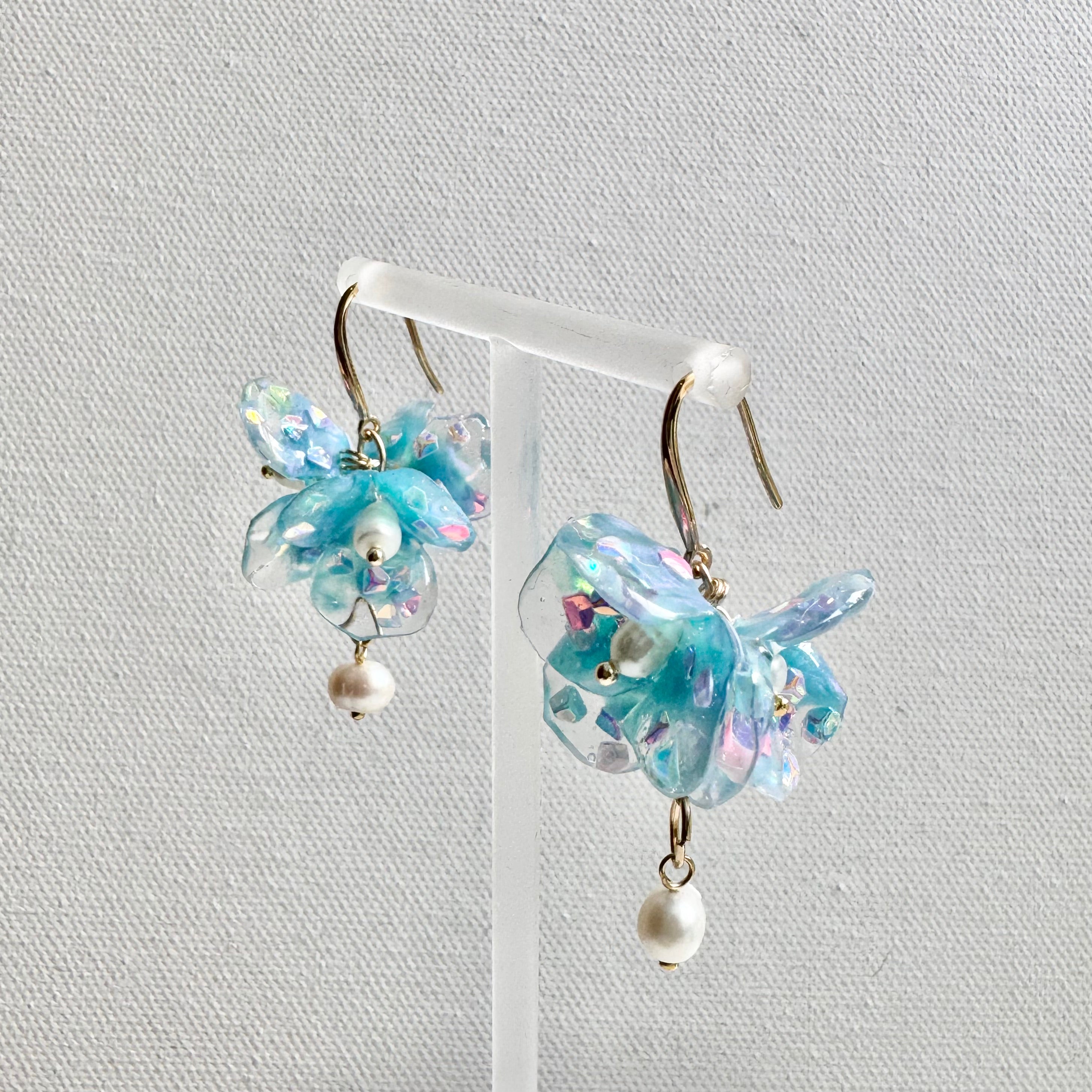 Fairy Prism Bloom Earrings - Cosmic Blue -