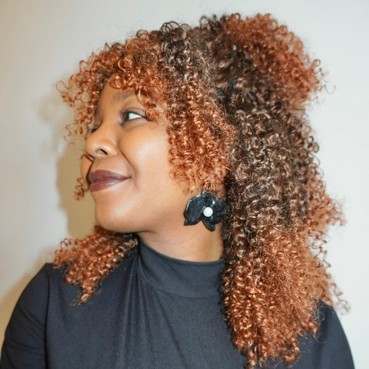 エターナル・オーキッド・ピアス 胡蝶蘭 -ベルベット・ノアール-