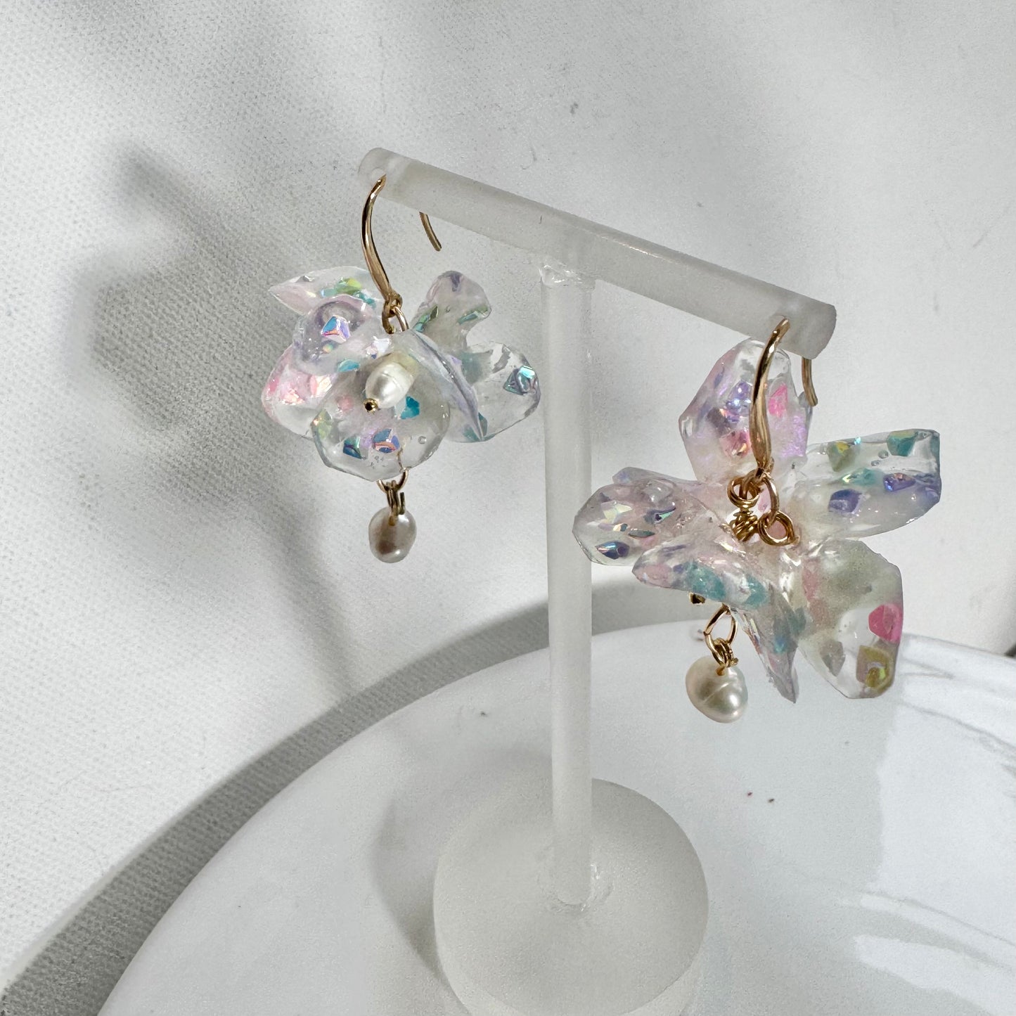 Fairy Prism Bloom Earrings - Glowspell White -