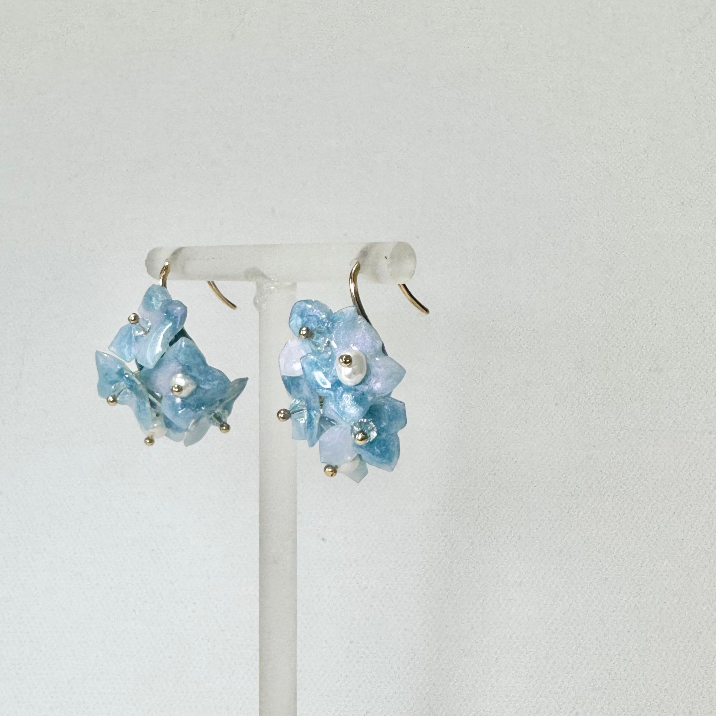 Hydrangea Bloom Earrings - Mist Blue -