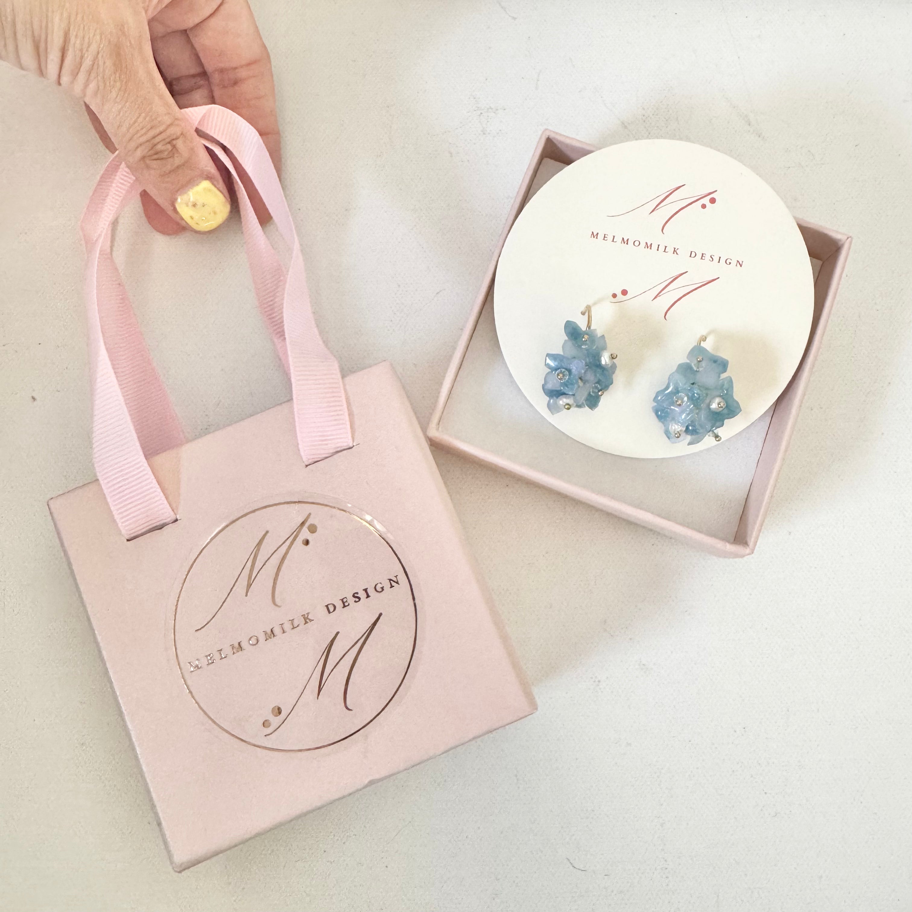 Hydrangea Bloom Earrings - Mist Blue -