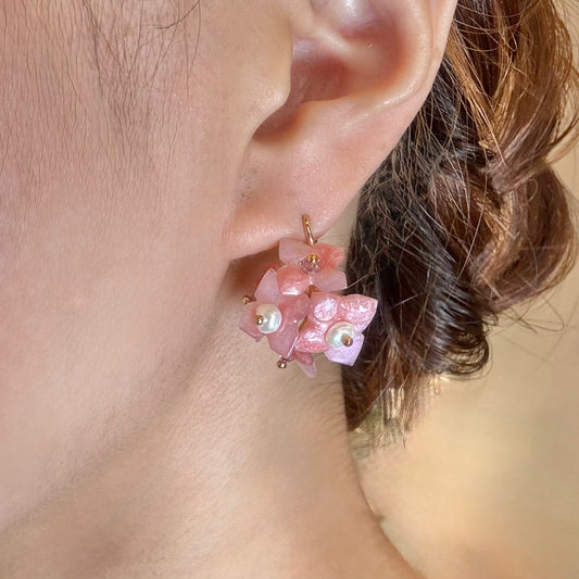 Hydrangea Bloom Earrings - Blush Rain -