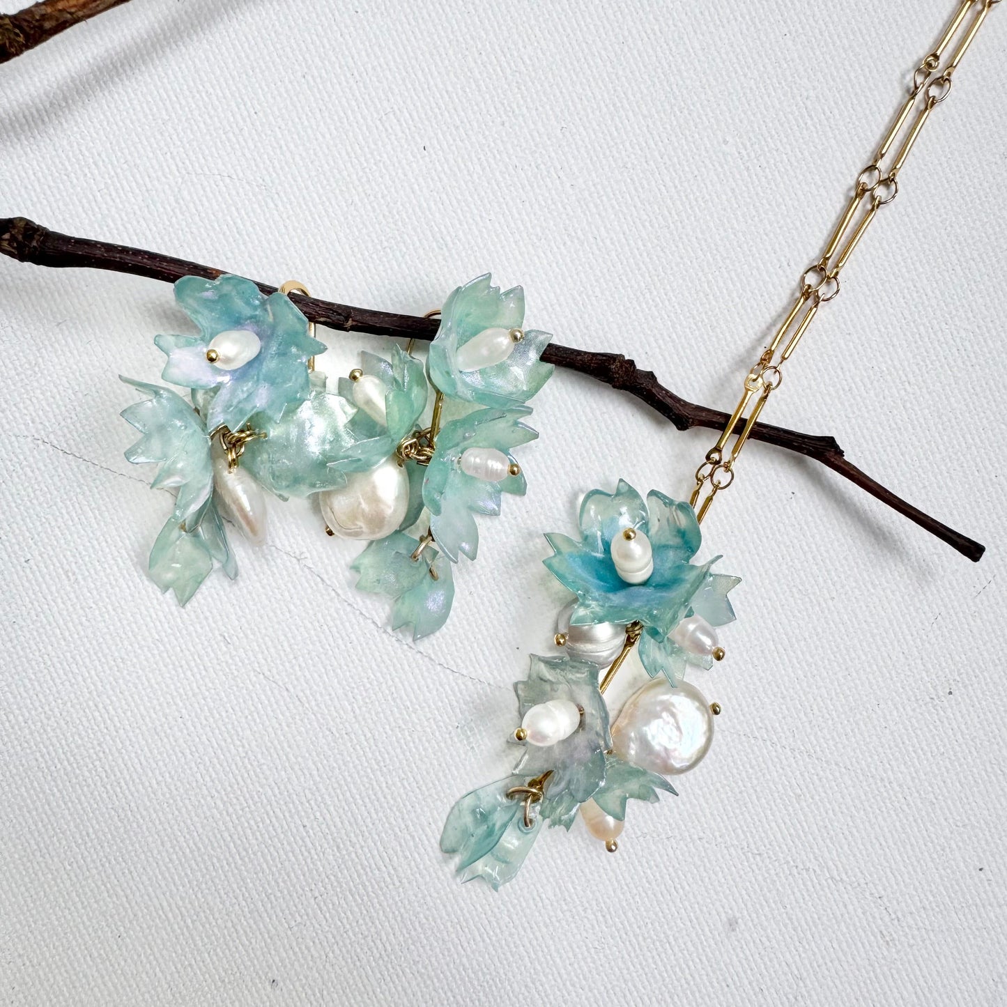 Sakura Veil Earrings - Airy Blue