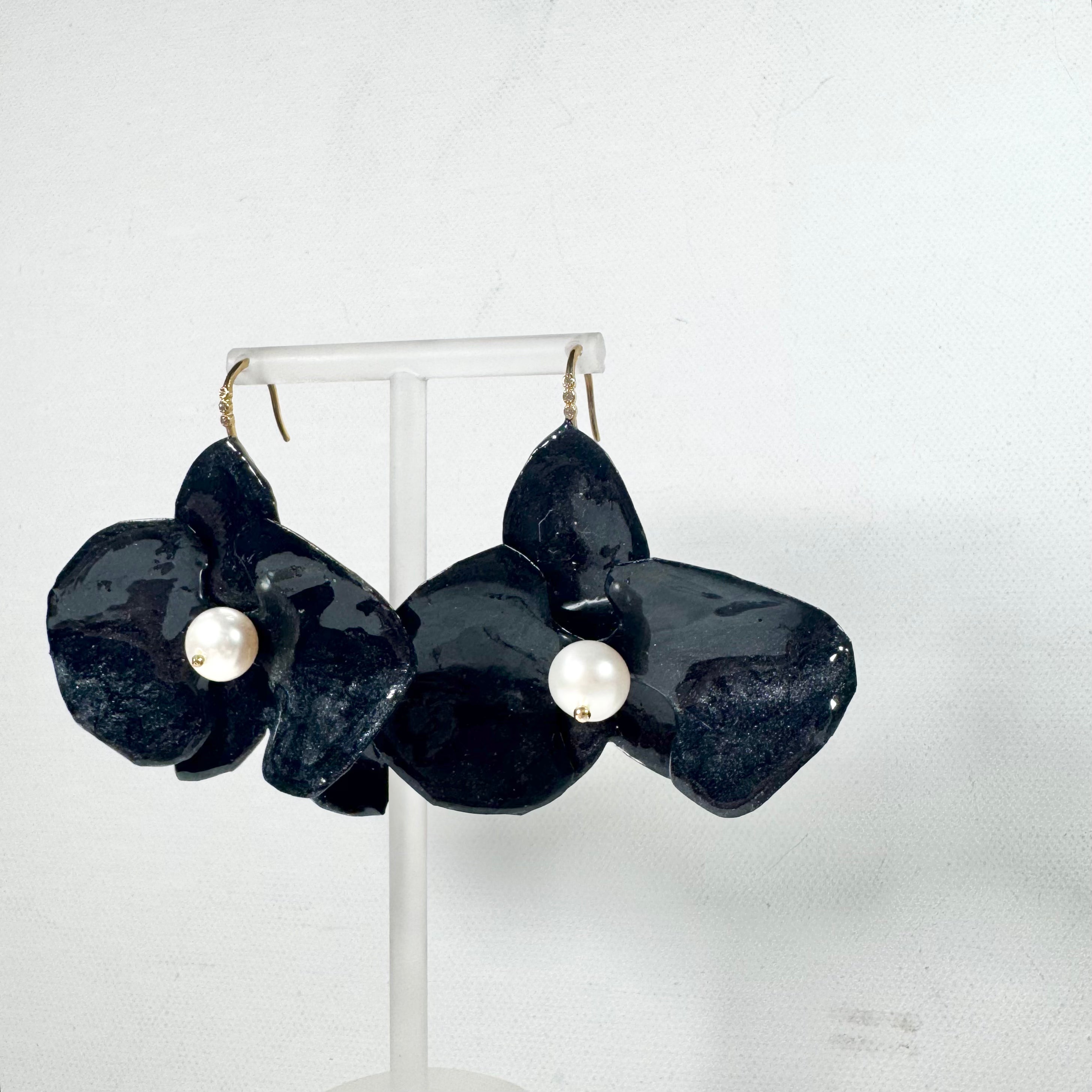 Eternal Orchid Earrings - Velvet Noir -