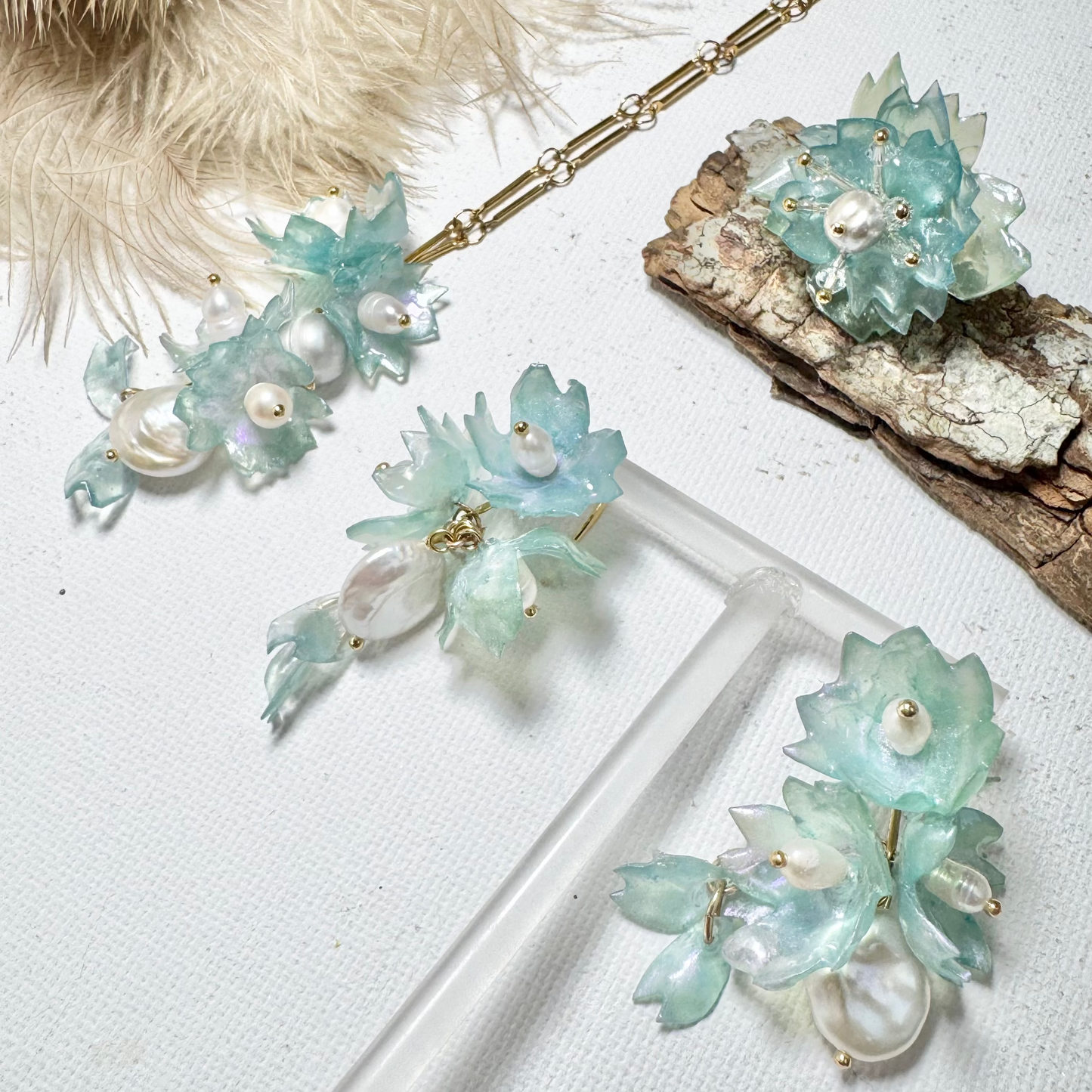 Sakura Veil Necklace - Airy Blue