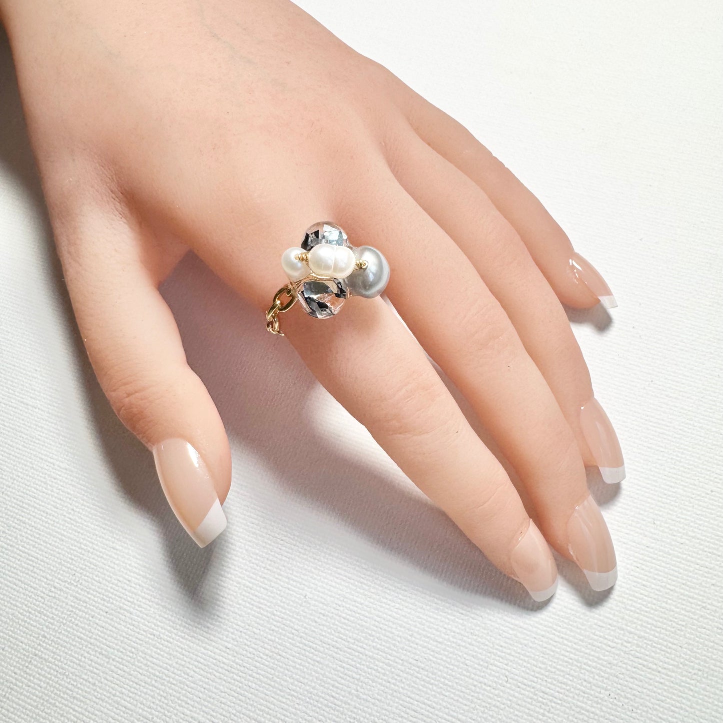 Bee Divine Ring - Midnight Bee -