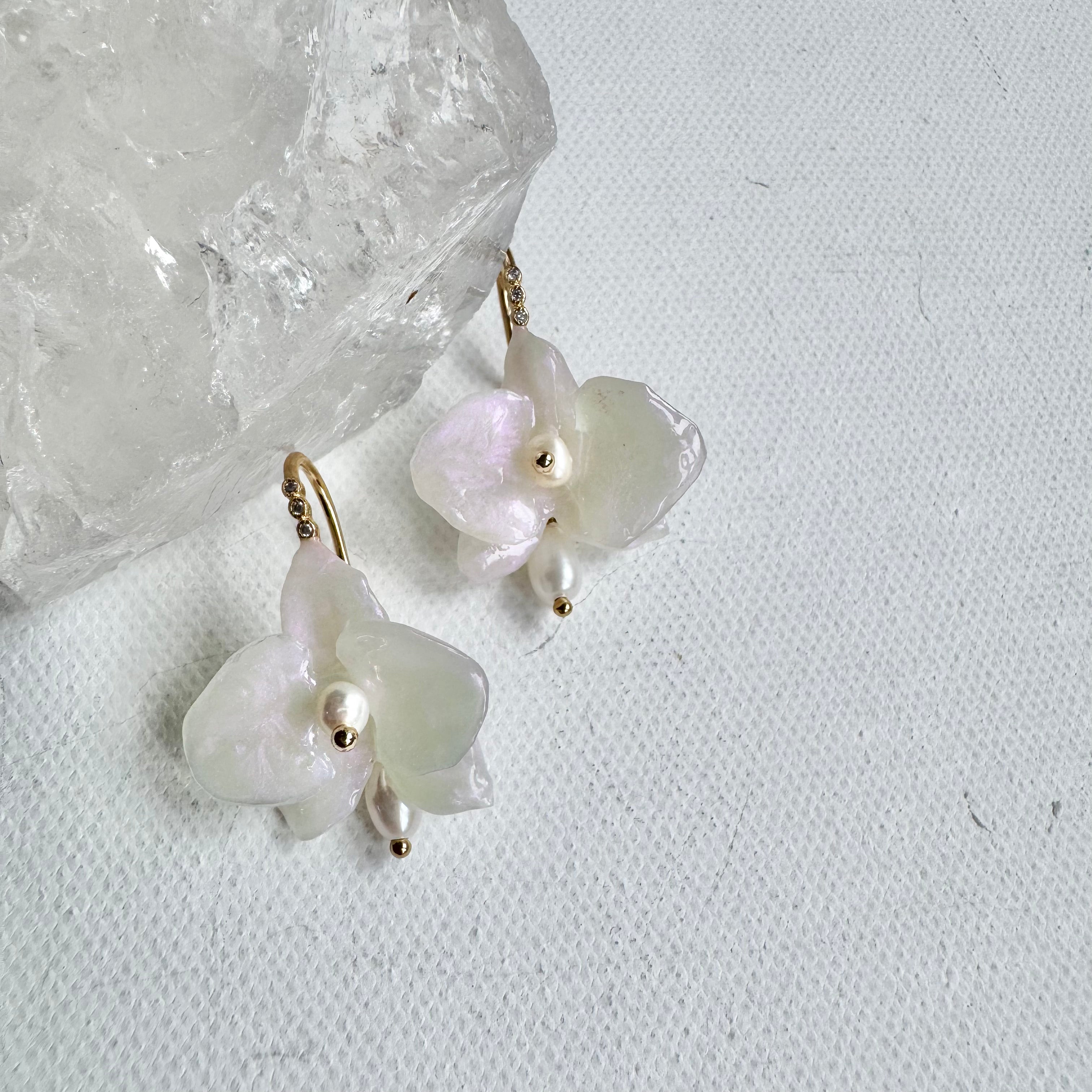 Dainty Orchid Earrings - Pearl White -
