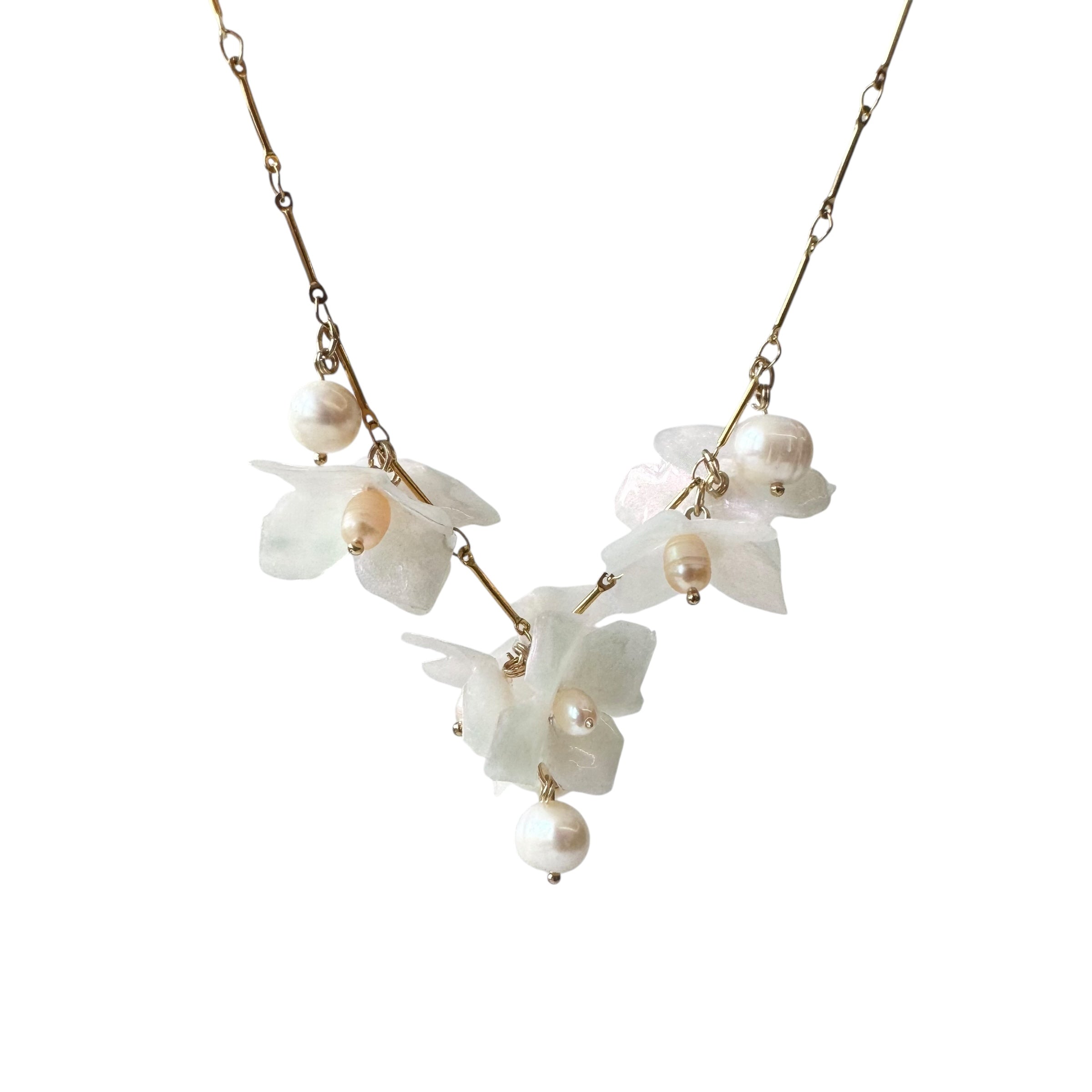Lilac Fantasy Necklace - Ivory Dream -
